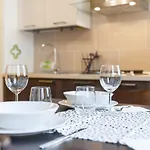 The Lovely Nest Apartment
